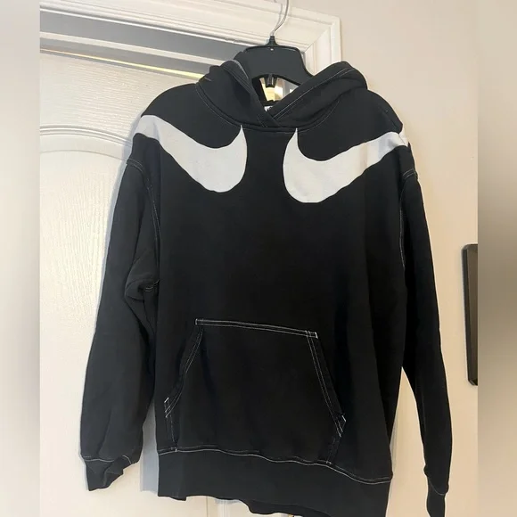 Nike - Picture 1 of 2